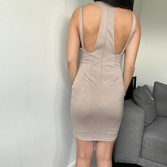 Lulu's dress bodycon beige size XS - Picture 3 of 7